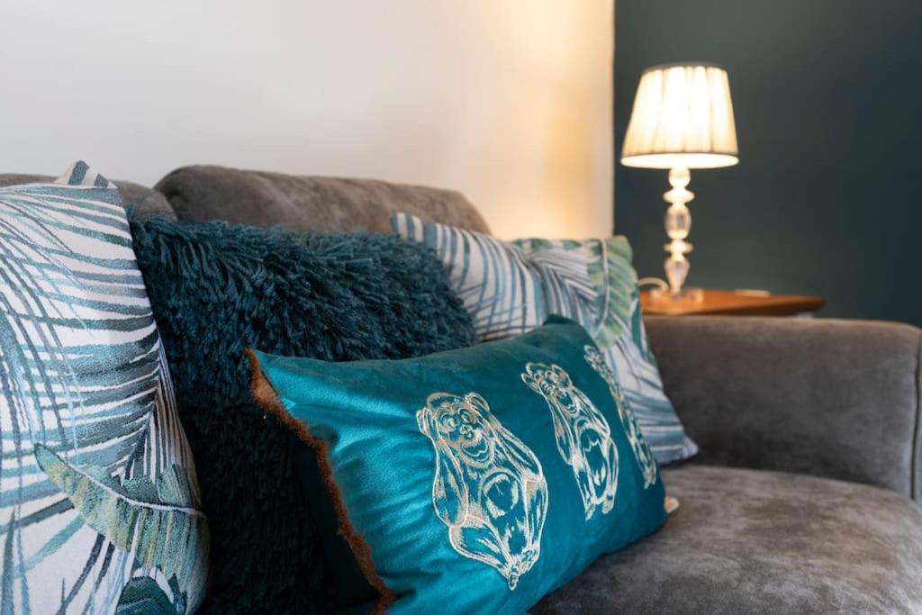 Town Centre & All The Comforts! Guisborough Bagian luar foto