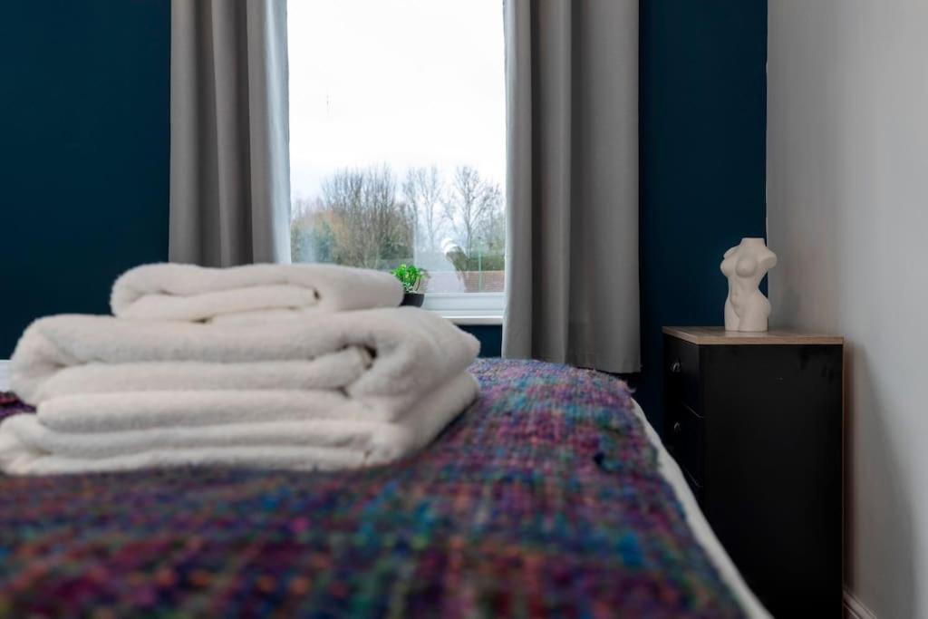 Town Centre & All The Comforts! Guisborough Bagian luar foto